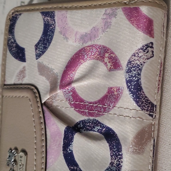 Coach Rare Iridescent Signature C's Accordion Wallet  (A-1) - Picture 6 of 7